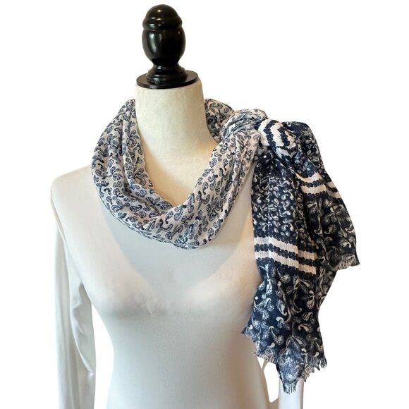 Navy White Printed Lightweight Scarf Paisley Pattern Cruise Wrap Vacation - Picture 1 of 8